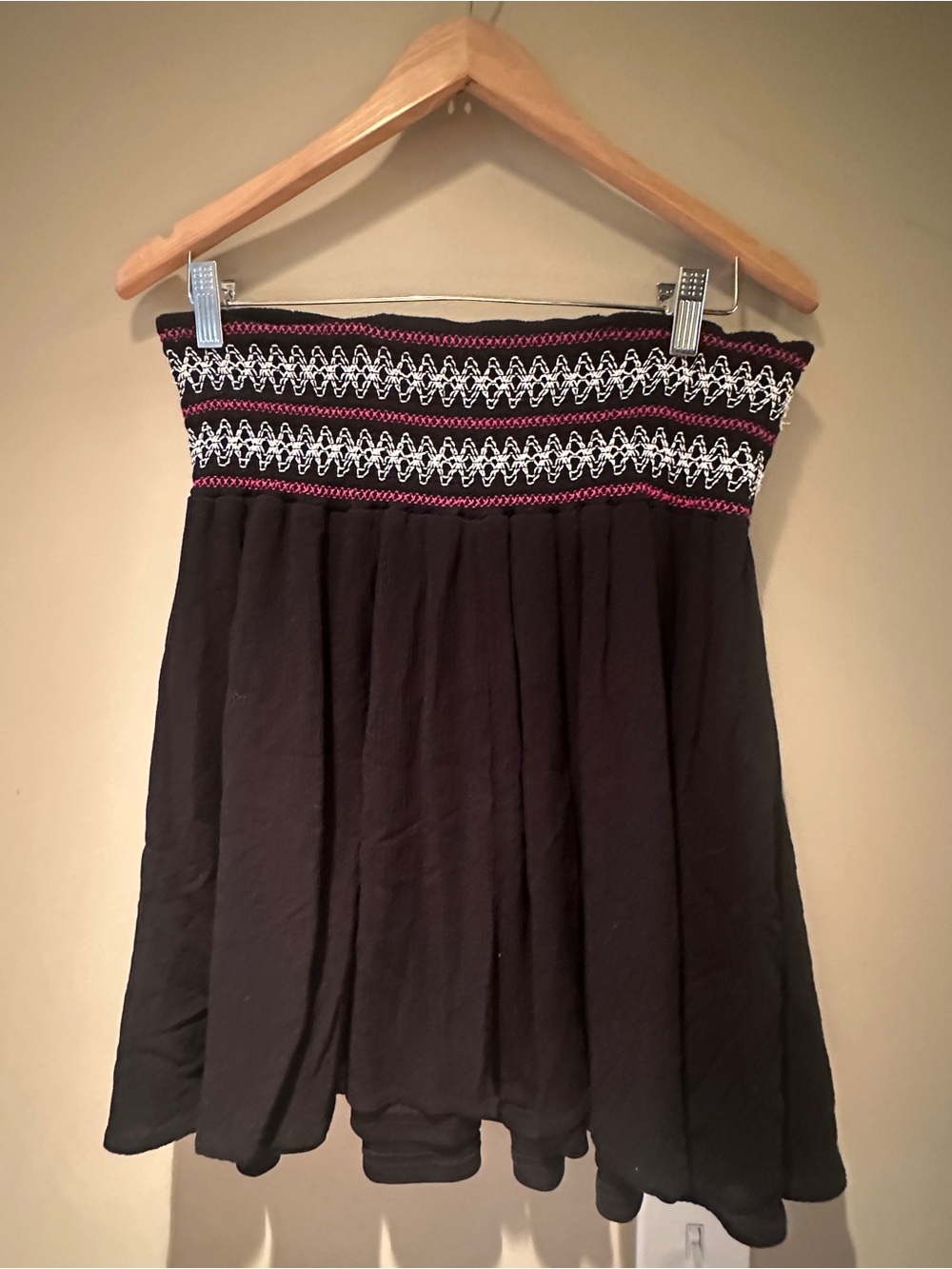 torrid Black Skater Skirt with Embroidered Waistband size 2 (18)